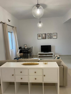 Agradable casa muy luminosa con patio interior, Tahivilla